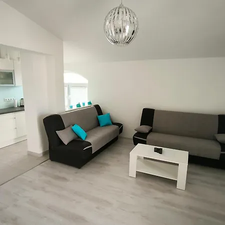 Apartment & Ana 2 *